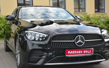 Mercedes-Benz E-Класс, 2022 год, 4 999 000 рублей, 1 фотография