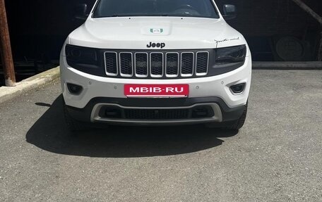 Jeep Grand Cherokee, 2013 год, 2 500 000 рублей, 2 фотография