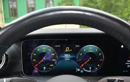 Mercedes-Benz E-Класс, 2022 год, 4 999 000 рублей, 9 фотография