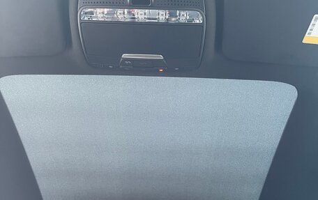 Mercedes-Benz C-Класс, 2018 год, 4 000 000 рублей, 21 фотография