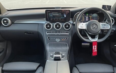 Mercedes-Benz C-Класс, 2018 год, 4 000 000 рублей, 23 фотография