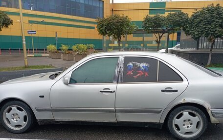 Mercedes-Benz E-Класс, 1997 год, 240 000 рублей, 9 фотография