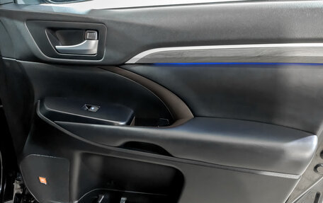 Toyota Highlander III, 2019 год, 4 505 000 рублей, 25 фотография