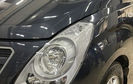 Hyundai H-1 II рестайлинг, 2015 год, 2 250 000 рублей, 3 фотография