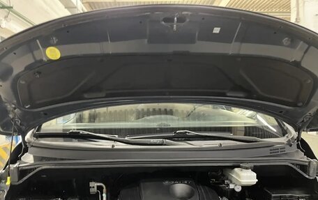 Hyundai H-1 II рестайлинг, 2015 год, 2 250 000 рублей, 15 фотография