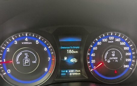 Hyundai i40 I рестайлинг, 2013 год, 1 800 000 рублей, 16 фотография