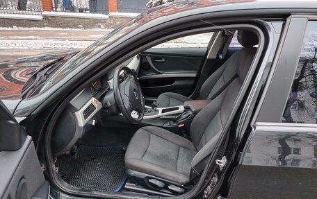 BMW 3 серия, 2011 год, 1 080 000 рублей, 7 фотография