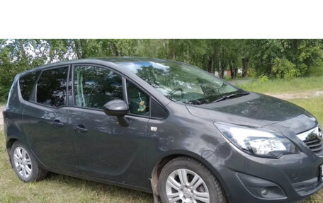 Opel Meriva, 2013 год, 850 000 рублей, 4 фотография
