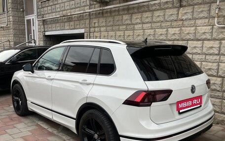 Volkswagen Tiguan II, 2018 год, 2 990 000 рублей, 3 фотография