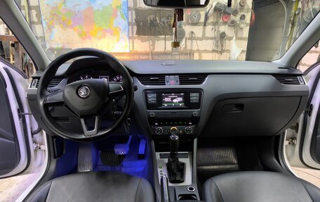 Skoda Octavia, 2017 год, 1 390 000 рублей, 7 фотография