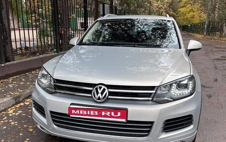Volkswagen Touareg III, 2012 год, 2 300 000 рублей, 3 фотография