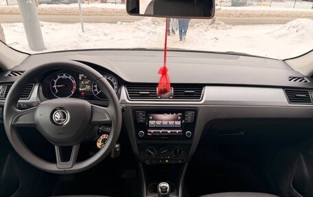 Skoda Rapid I, 2019 год, 1 300 000 рублей, 9 фотография