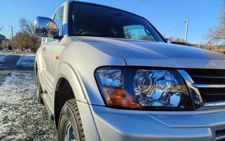 Mitsubishi Pajero III рестайлинг, 2000 год, 1 100 000 рублей, 2 фотография