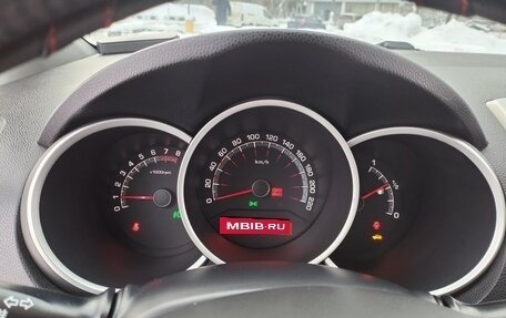 KIA Venga I, 2011 год, 700 000 рублей, 15 фотография