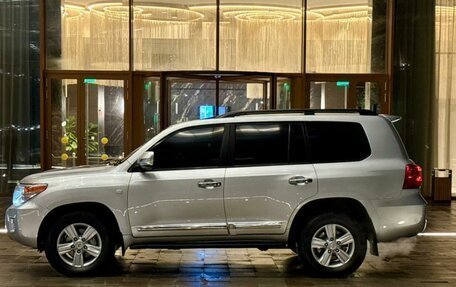 Toyota Land Cruiser 200, 2008 год, 2 600 000 рублей, 4 фотография