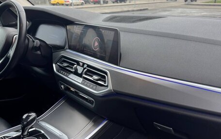 BMW X5, 2019 год, 5 950 000 рублей, 13 фотография