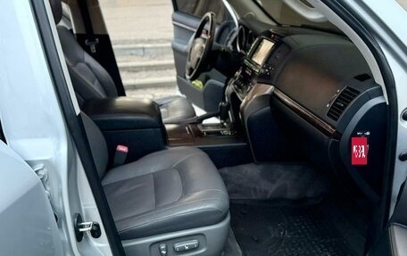 Toyota Land Cruiser 200, 2008 год, 2 600 000 рублей, 20 фотография