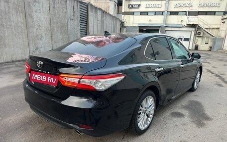 Toyota Camry, 2020 год, 2 850 000 рублей, 3 фотография