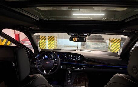 Cadillac Escalade V, 2023 год, 18 000 000 рублей, 14 фотография