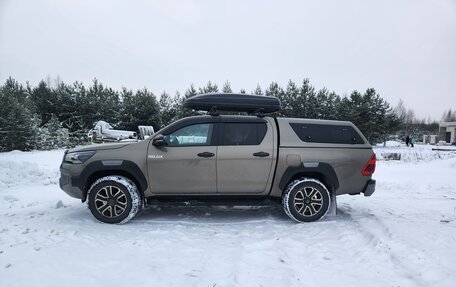 Toyota Hilux VIII, 2021 год, 4 400 000 рублей, 5 фотография