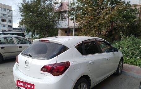 Opel Astra J, 2011 год, 610 000 рублей, 4 фотография