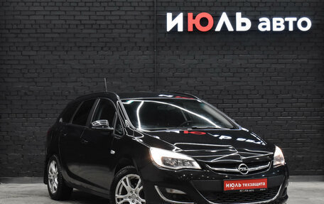 Opel Astra J, 2013 год, 850 000 рублей, 3 фотография
