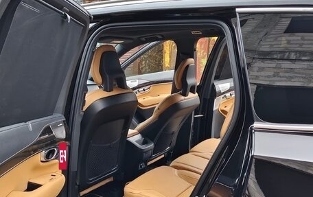 Volvo XC90 II рестайлинг, 2017 год, 2 600 000 рублей, 14 фотография