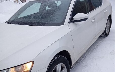 Skoda Superb III рестайлинг, 2017 год, 1 940 000 рублей, 1 фотография