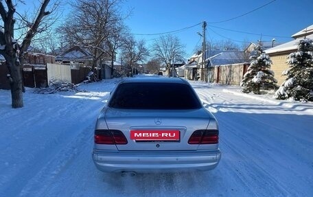 Mercedes-Benz E-Класс AMG, 2001 год, 1 500 000 рублей, 3 фотография