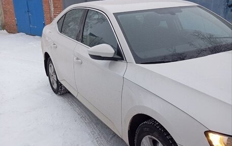 Skoda Superb III рестайлинг, 2017 год, 1 940 000 рублей, 6 фотография