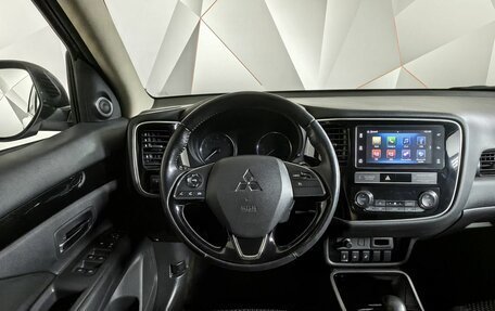 Mitsubishi Outlander III рестайлинг 3, 2018 год, 1 819 000 рублей, 20 фотография