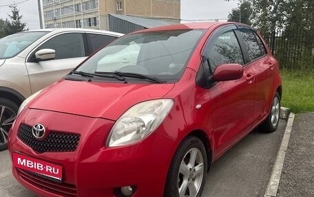 Toyota Yaris III рестайлинг, 2008 год, 480 000 рублей, 1 фотография