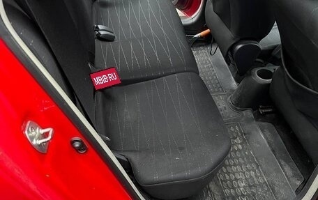 Toyota Yaris III рестайлинг, 2008 год, 480 000 рублей, 6 фотография