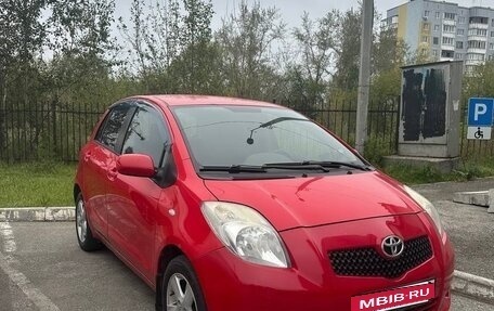 Toyota Yaris III рестайлинг, 2008 год, 480 000 рублей, 4 фотография