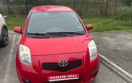 Toyota Yaris III рестайлинг, 2008 год, 480 000 рублей, 21 фотография