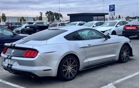 Ford Mustang VI рестайлинг, 2017 год, 2 450 000 рублей, 3 фотография