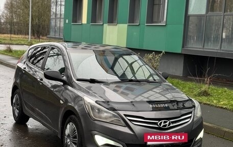 Hyundai Solaris II рестайлинг, 2014 год, 3 фотография