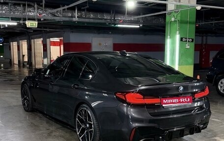 BMW 5 серия, 2018 год, 4 400 000 рублей, 1 фотография