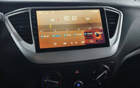 Hyundai Solaris II рестайлинг, 2020 год, 1 399 000 рублей, 15 фотография