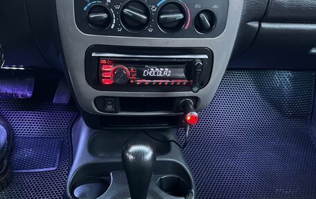 Dodge Neon II, 2003 год, 470 000 рублей, 17 фотография