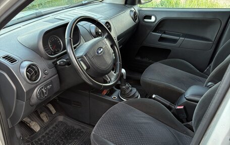 Ford Fusion I, 2005 год, 450 000 рублей, 9 фотография