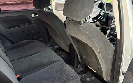 Ford Fusion I, 2005 год, 450 000 рублей, 20 фотография