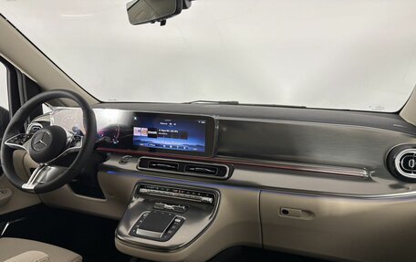 Mercedes-Benz V-Класс, 2024 год, 14 100 000 рублей, 10 фотография