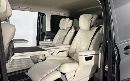 Mercedes-Benz V-Класс, 2024 год, 14 100 000 рублей, 33 фотография