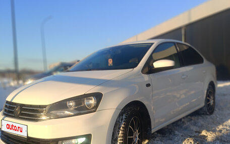 Volkswagen Polo VI (EU Market), 2015 год, 899 000 рублей, 2 фотография