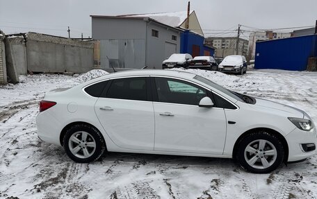 Opel Astra J, 2013 год, 790 000 рублей, 6 фотография