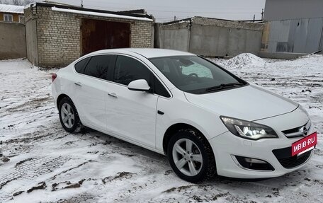 Opel Astra J, 2013 год, 790 000 рублей, 5 фотография