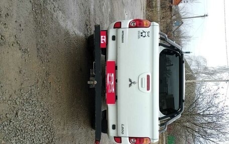 Mitsubishi L200 IV рестайлинг, 2013 год, 1 500 000 рублей, 2 фотография