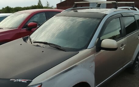 Mitsubishi Outlander III рестайлинг 3, 2008 год, 600 000 рублей, 6 фотография