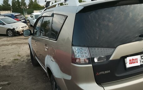Mitsubishi Outlander III рестайлинг 3, 2008 год, 600 000 рублей, 4 фотография